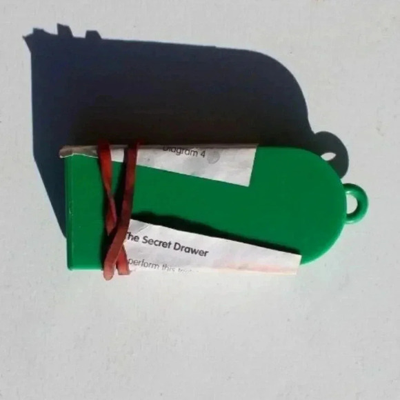 Sealed Vintage 1950s Magic The Secret Drawer Gag Joke Gift Toy Parlor Trick NOS - Picture 2 of 2